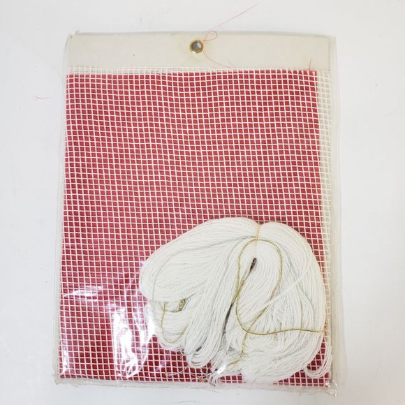 New Sealed Vintage Christmas Stocking Net Darning Kit JOY Red White 12.5"X14" - Picture 2 of 2
